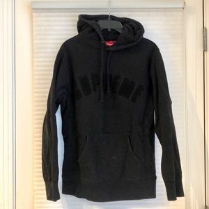 SUPREME black hoodie unisex